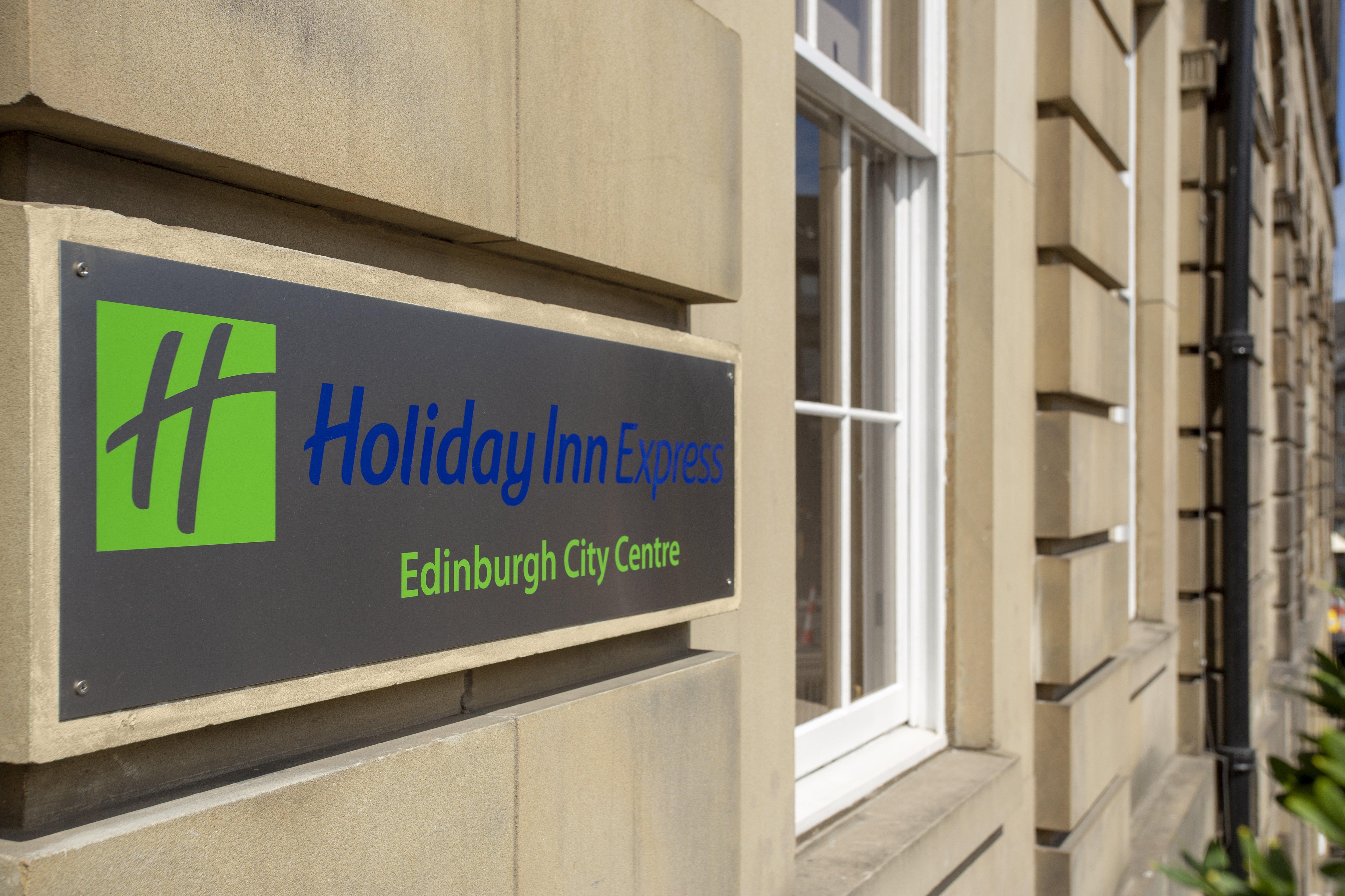 Holiday Inn Express Edinburgh City Centre, An Ihg Hotel Exteriör bild